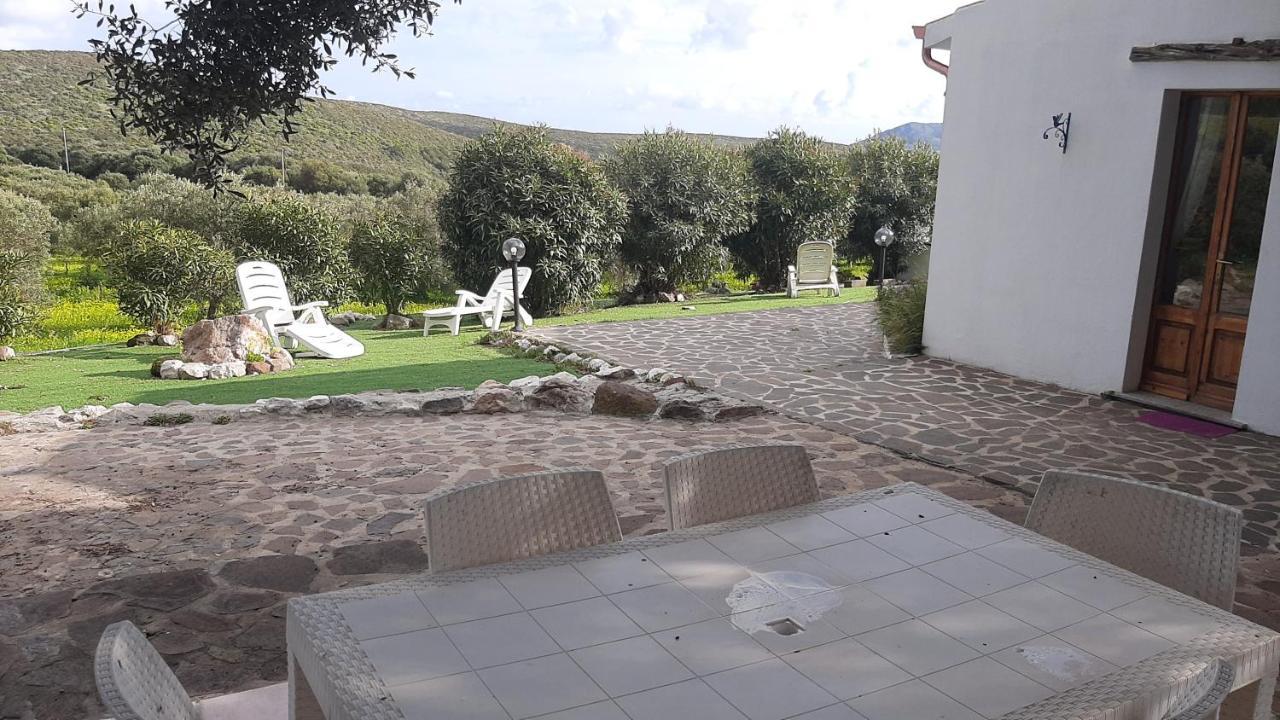 Sa Ruscitta Panzió SantʼAntìoco Kültér fotó